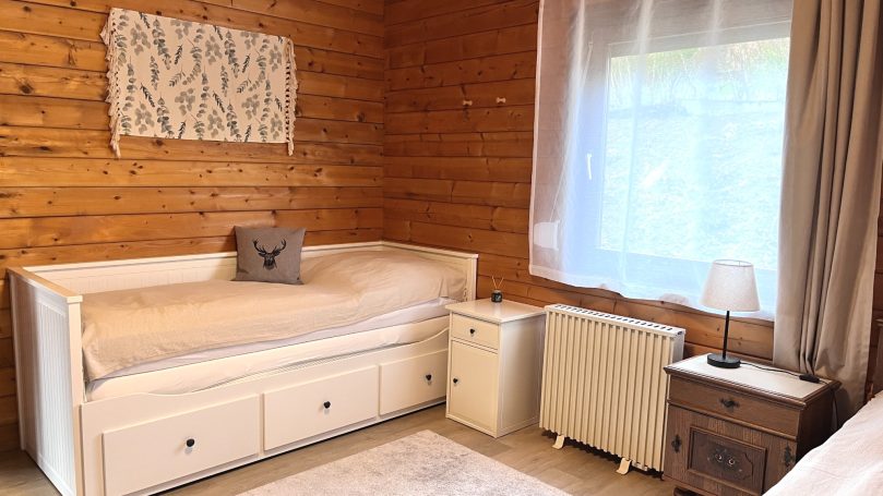 Schlafzimmer 2